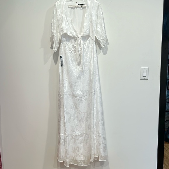 HUTCH ModCloth white Jacquard satin cut out front knot maxi dress 12 new w tag - Picture 2 of 12